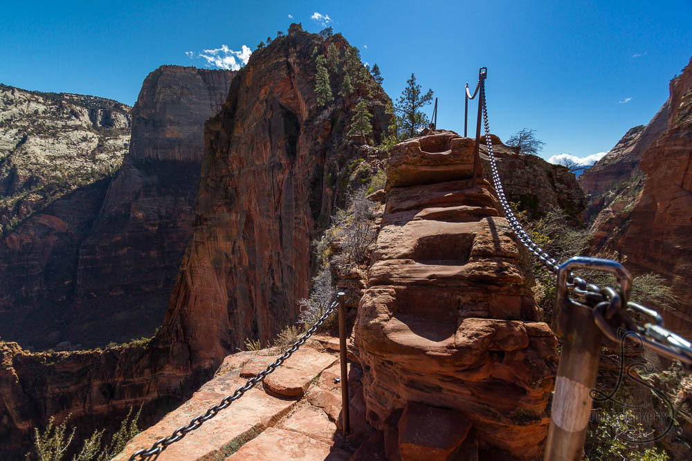 Chains and steps leading over a ridge on the Angels Landing trail | LotsaSmiles Photography