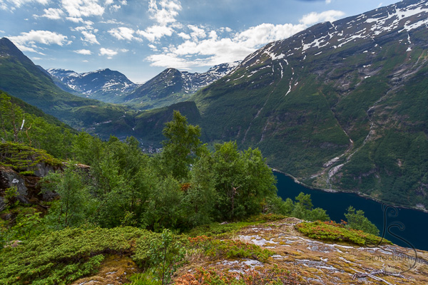 The view from atop the Losta trail, looking back toward Geiranger | LotsaSmiles Photography