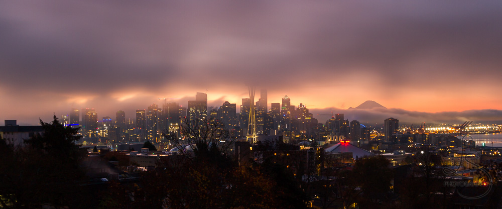 A blanket of fog envelops Seattle at dawn | LotsaSmiles Photography